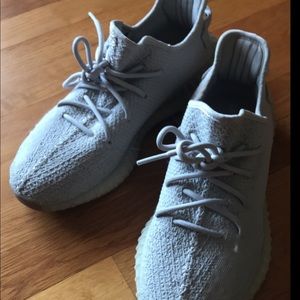 Yeezy 350 sesames